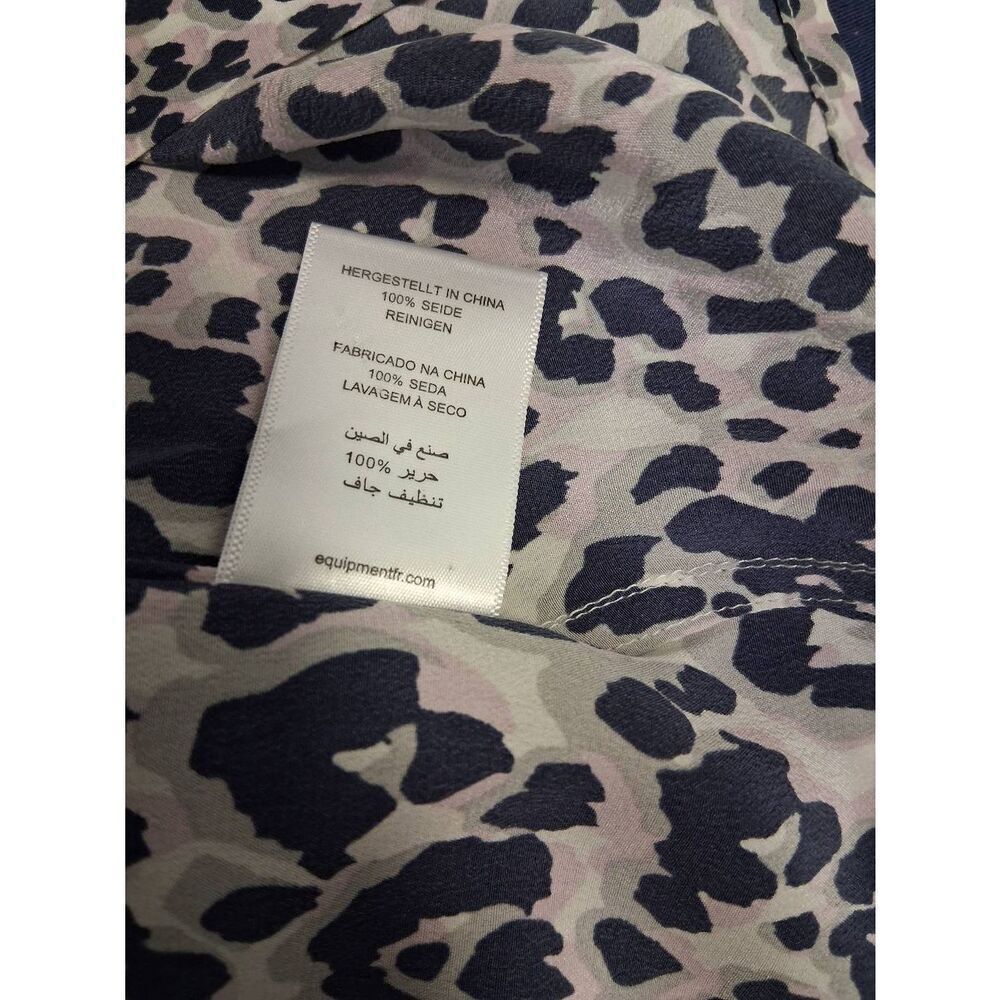 Equipment womens small 100% silk blouse animal print shirt gray shirt pale pink - Picture 8 of 8